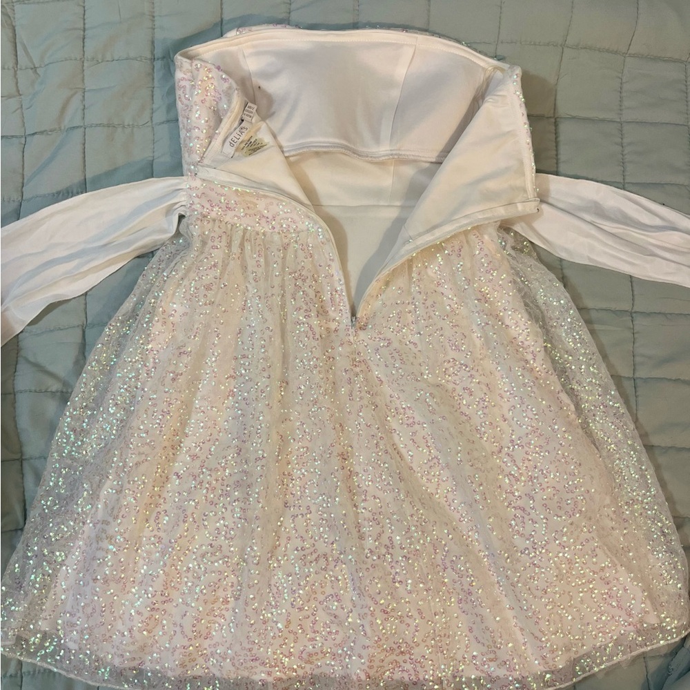 Sparkling White Dress - Picture 3 of 4